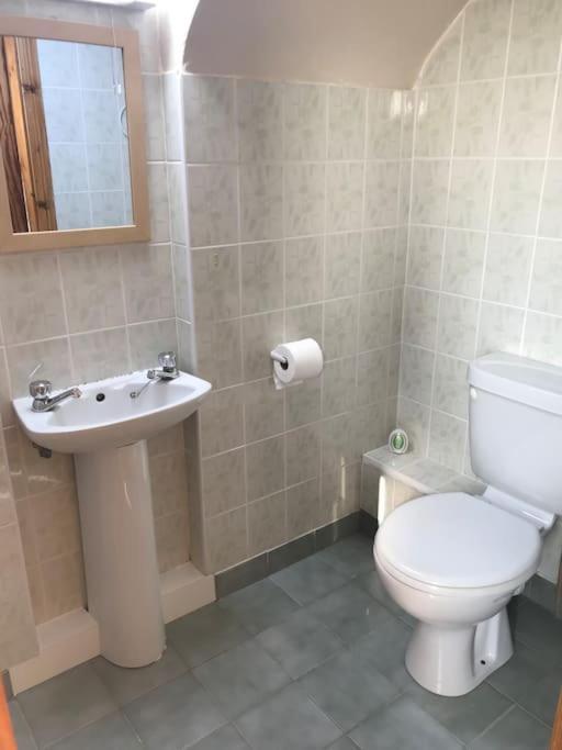 Rosie'S Pad Villa Louisburgh Dış mekan fotoğraf
