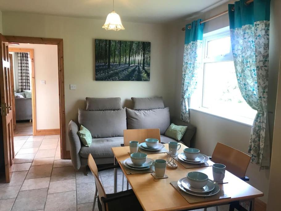 Rosie'S Pad Villa Louisburgh Dış mekan fotoğraf